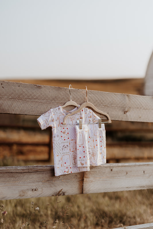The Homesteader Shorts Set